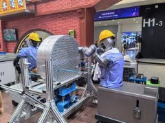 人形机械人财产手艺高地、门类齐备的特种机械